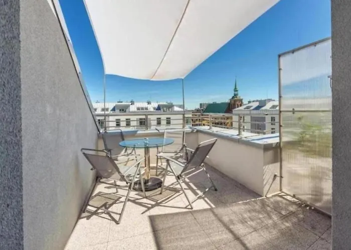 Golden - Cozy And Bright - Great Location &swietej Barbary *